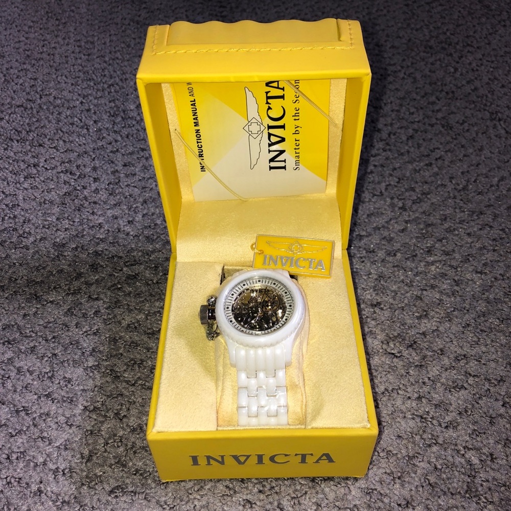 INVICTA RUSSIAN DIVER MECHANICAL WATCH